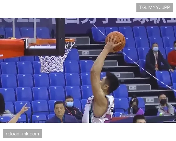 亨克攻防两端显著提升,状态回暖迎关键战考验 亨克攻防两端显著提升,状态回暖迎关键战考验