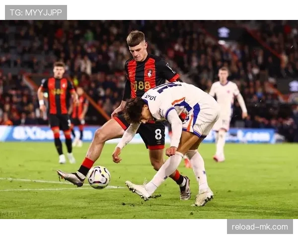 亚历克斯·斯科特在英超赛季持续提升表现，助力球队争夺冠军的竞争力增强